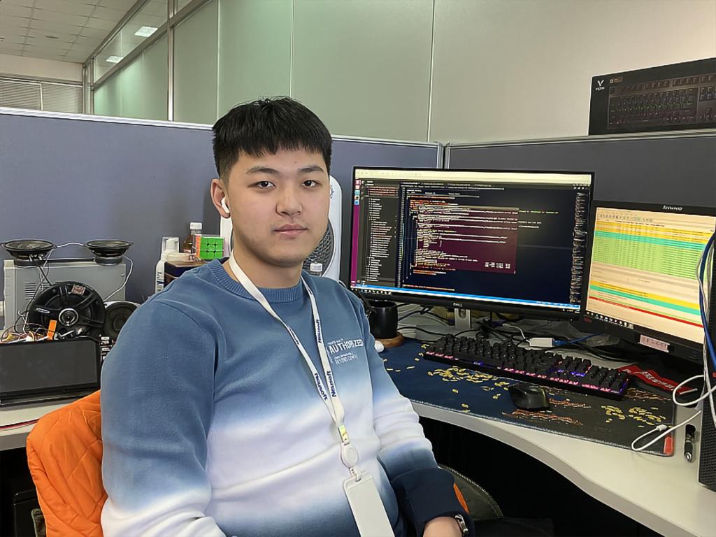 2021届电子信息工程专业毕业生 赵航